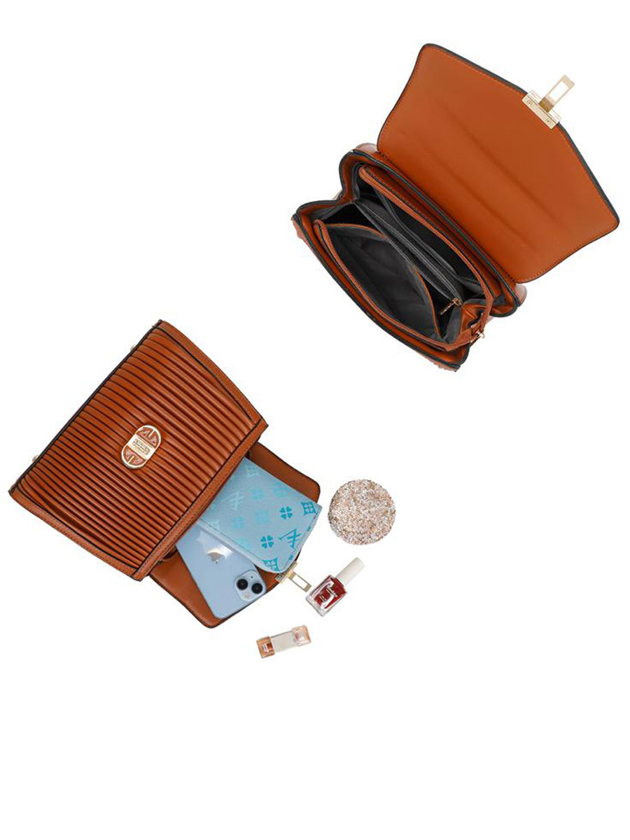 F2912813 Schoudertas Felicia Bruin binnenkant