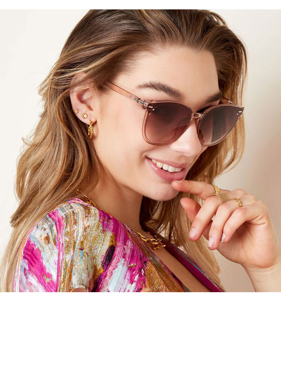 Zonnebril Trendy Z Roze model zijkant