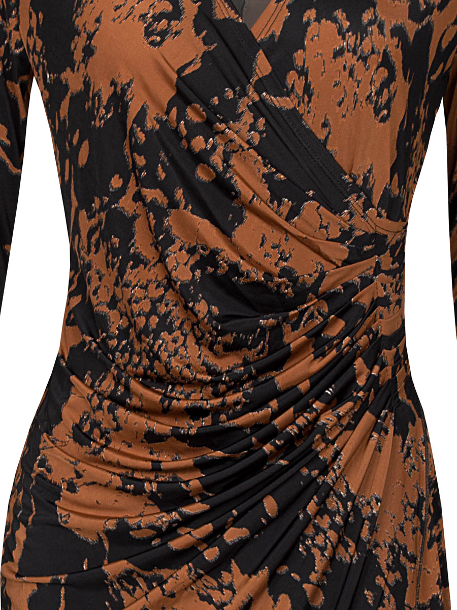 Jurk Olivia Bruin detail Jurk Olivia Bruin detail